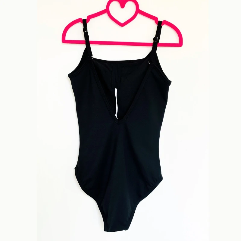 Crni triko za odrasle na bretele